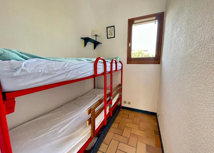 Maison De Avec Piscine Chauffée à 800m De La - Fr-1-231-315 Brem-sur-Mer